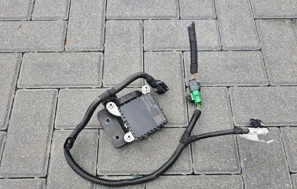 Fiat 600 Distronic sensor radar 9852541980 20221025 D224301573
