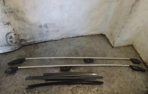Volvo XC70 Roof bar rail D72