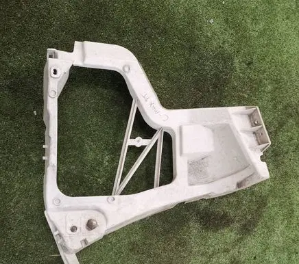 Ford C-MAX I Rear bumper mounting bracket 3M51R17E850A