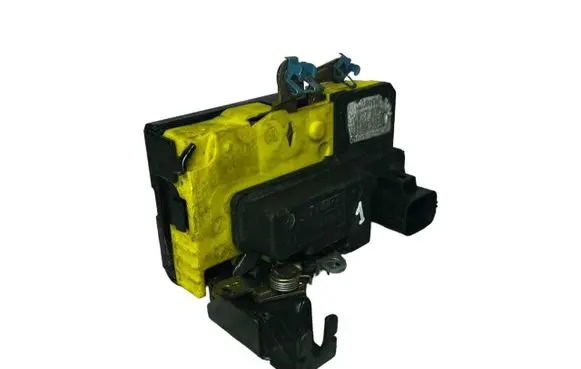 Volvo XC90 Rear door lock 30634617