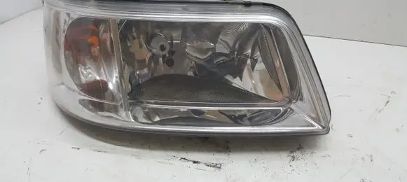 Volkswagen Transporter - Caravelle T5 Headlight/headlamp 1305235738