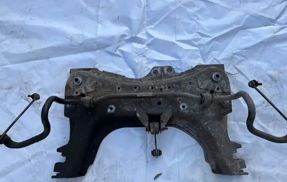 Renault Clio IV Front axle beam 544017725R
