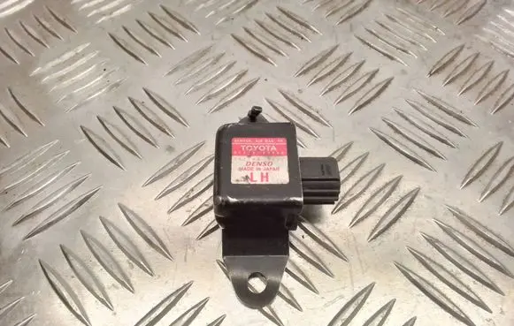Toyota Land Cruiser (J100) Airbag deployment crash/impact sensor 8917460050 2521000020