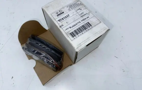 Ligier JS 50 Brake pads (front) 0181037 P0181037 00330470588396