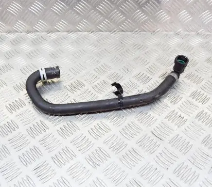 Volvo XC40 Engine coolant pipe/hose 32224232 8888809582