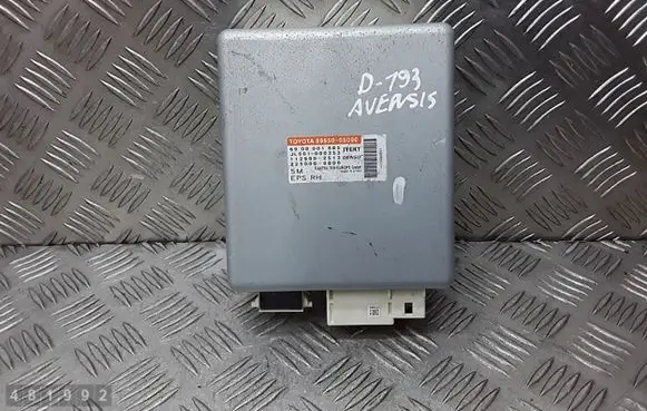 Toyota Avensis T270 Power steering control unit/module 8965005090