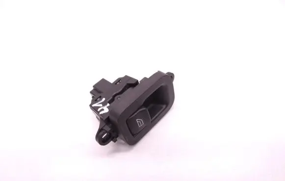 Volvo V50 Electric window control switch 30658449 D41