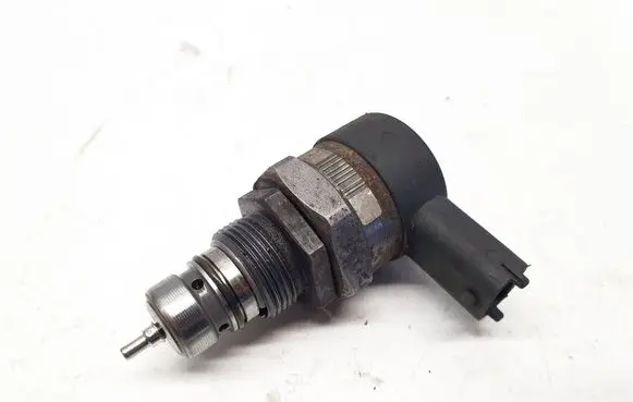 Fuel pressure sensor