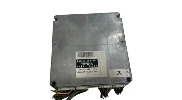 Toyota Avensis Verso Engine control unit/module 8966144360 1758005461