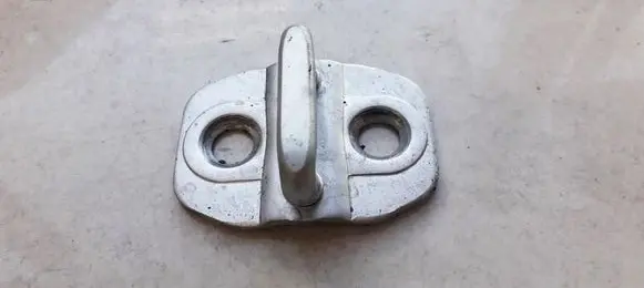 Chrysler Sebring (JS) Front door lock loop/hook striker 11872