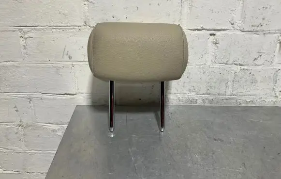 BMW 3 E92 E93 Rear seat headrest 