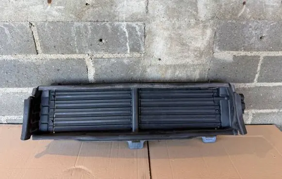 Volvo S90, V90 Intercooler air guide/duct channel 32296800