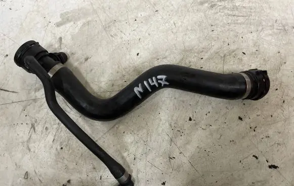 BMW X1 E84 Engine coolant pipe/hose