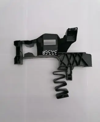Audi A7 S7 4G Headlight/headlamp mounting bracket 4KD805607