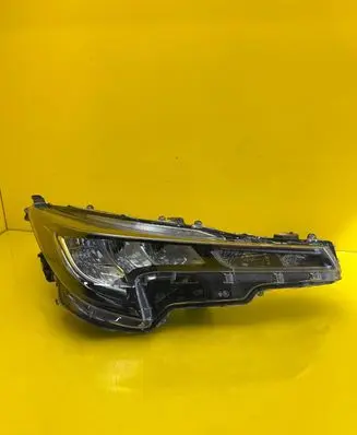 Toyota Corolla E210 E21 Headlight/headlamp 81110-02S60