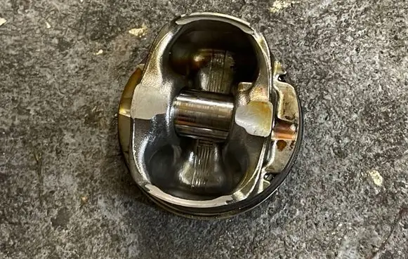 BMW 3 E92 E93 Piston 7561698