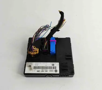 Audi A8 S8 D3 4E Central body control module 4E0910289B 4E0907289
