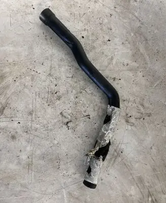 Mercedes-Benz Sprinter W906 Breather hose/pipe A6510101282