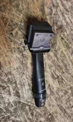 Volvo XC90 Wiper control stalk 8691545