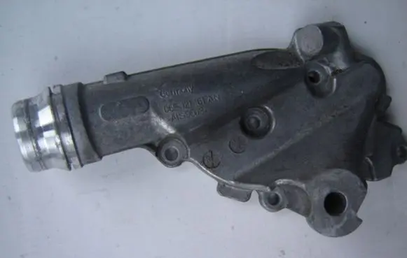 Thermostat/thermostat housing
