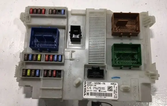 Volvo V60 Fuse module CG9T14C256FA 31314511