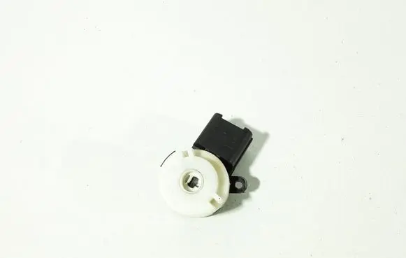 Toyota Avensis T250 Ignition lock contact 07303