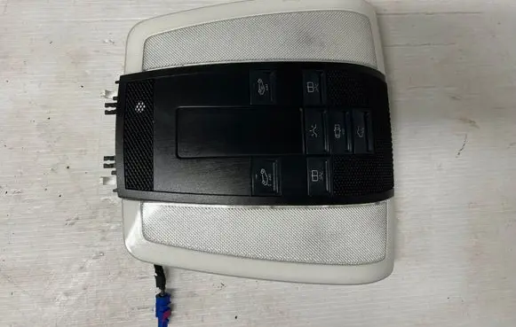 Mercedes-Benz C W204 Front seat light A2049063002