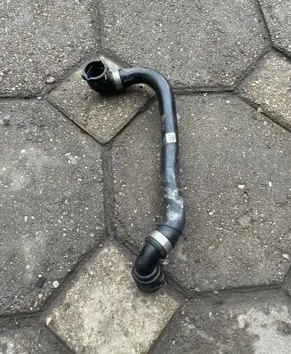 BMW X3 G01 Engine coolant pipe/hose 9894757