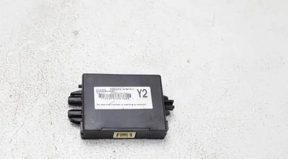 Toyota C-HR I Immobilizer control unit/module 89784F4010
