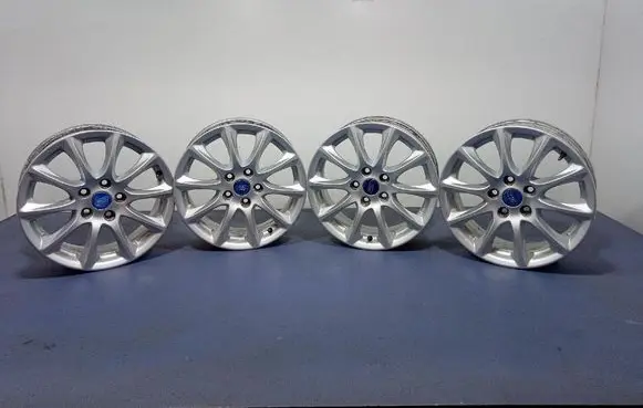 Ford Mondeo MK I R18 alloy rim DS7C1007