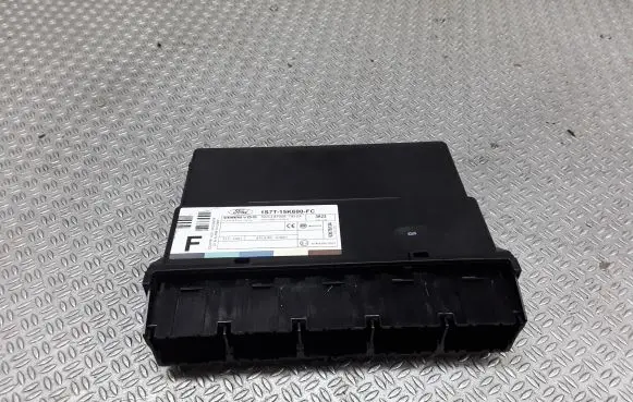 Ford Focus Comfort/convenience module 1S7T15K600FC