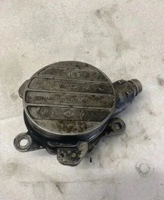 Renault Master II Vacuum pump 8200102535 RE218102