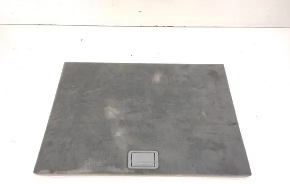Trunk/boot floor carpet liner