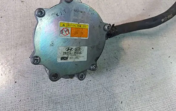 Hyundai Tucson TL Vacuum pump 288102A650