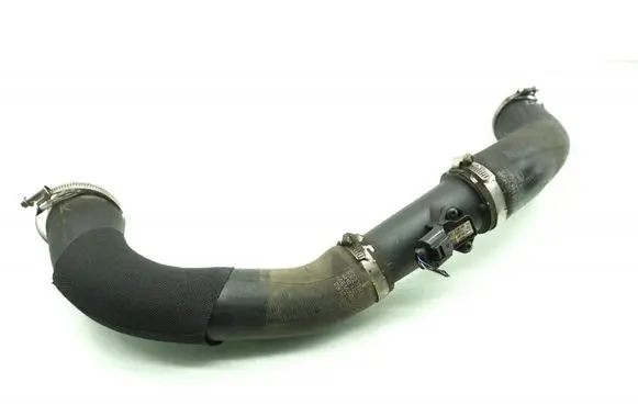 Audi A8 S8 D4 4H Air intake hose/pipe 4H0145737R