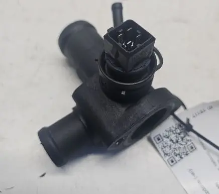 Volkswagen Sharan Engine coolant pipe/hose 145048624
