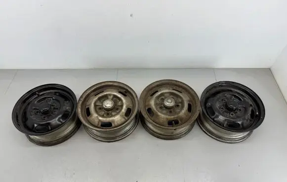 Mitsubishi L300 R14 steel rim 