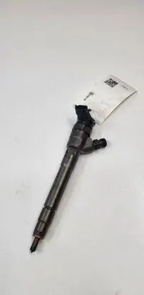 Nissan Qashqai Fuel injector 0445110414