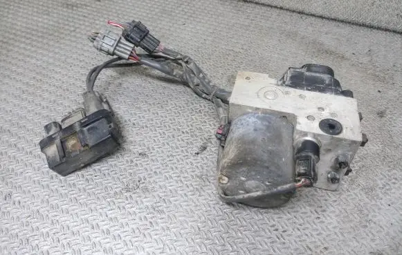 Nissan Primera ABS Pump 0130108098 0265202518