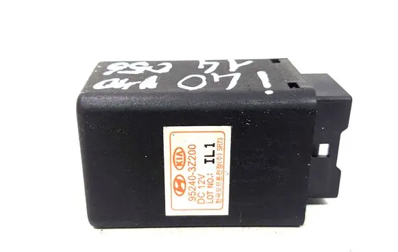 Hyundai i40 Other relay 952403Z200