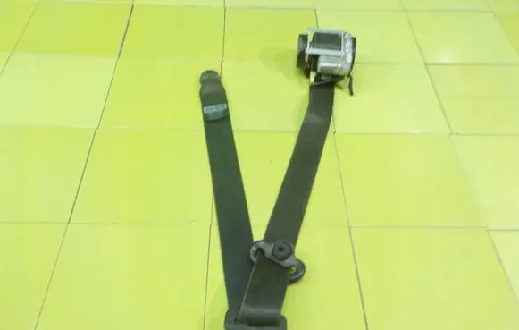Ford Kuga II Front seatbelt CV4461294AB 17AB171