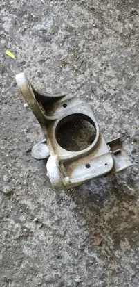 Opel Vivaro Gearbox mounting bracket 8200219372A