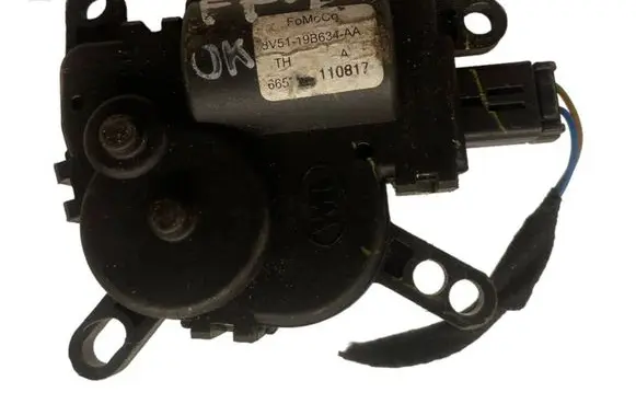 Ford Fiesta Air flap motor/actuator 8V5119B634AA 110817