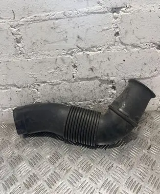BMW 7 E65 E66 Air intake hose/pipe 7789131
