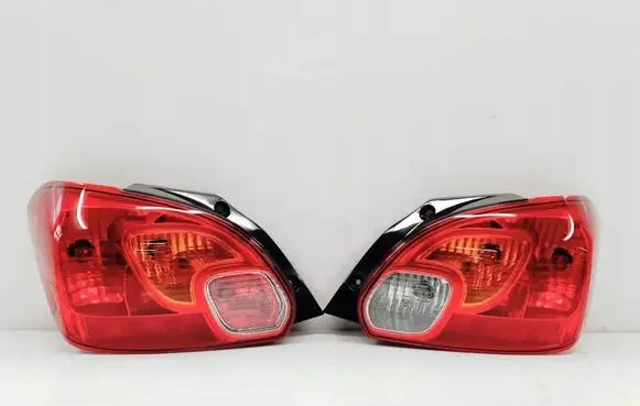 Mitsubishi Space Star Rear/tail lights W0449
