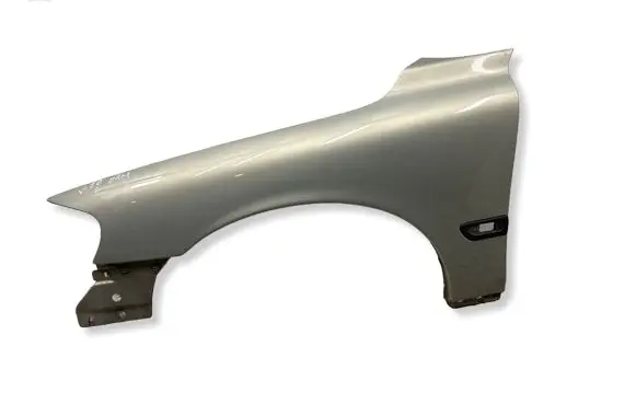 Volvo V70 Fender 