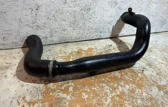 Volvo S60 Intercooler hose/pipe 8624887