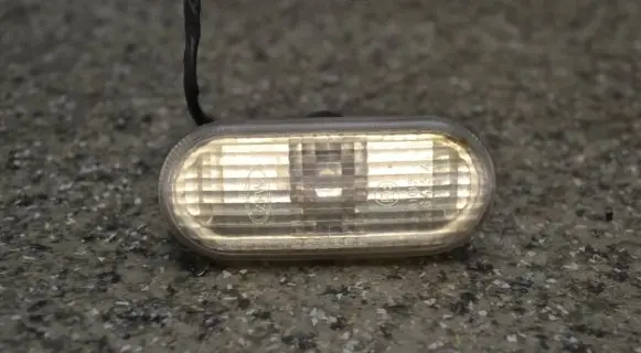 Volkswagen Bora Front fender indicator light 1J5949117