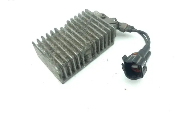 Lexus GS 300 350 430 450H Fuel pump relay 