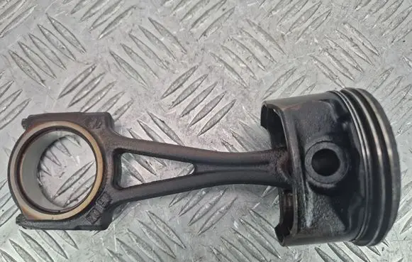 Opel Corsa D Piston with connecting rod 73L32A2
